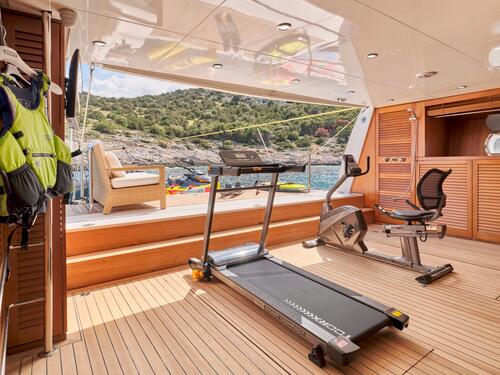 Yacht interior image