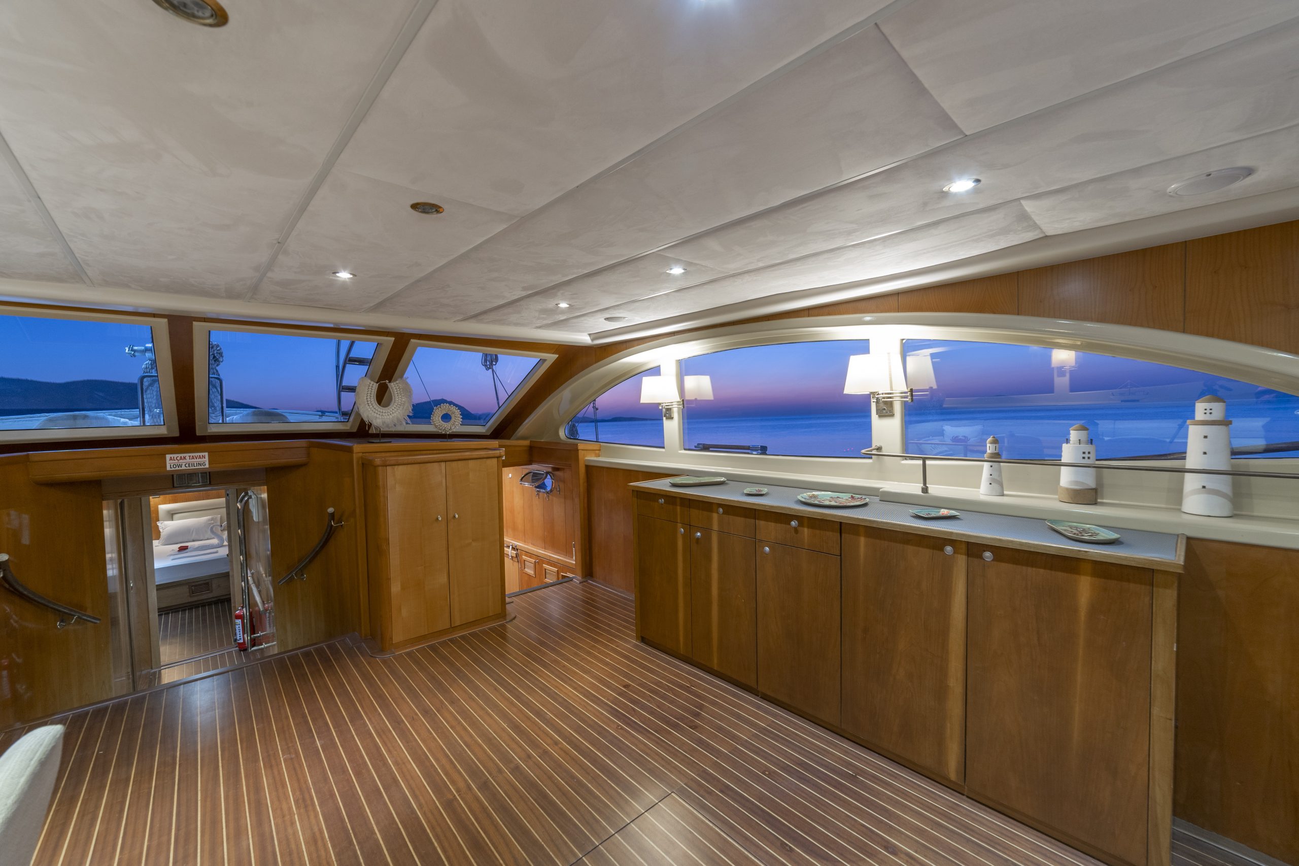 Yacht interior image