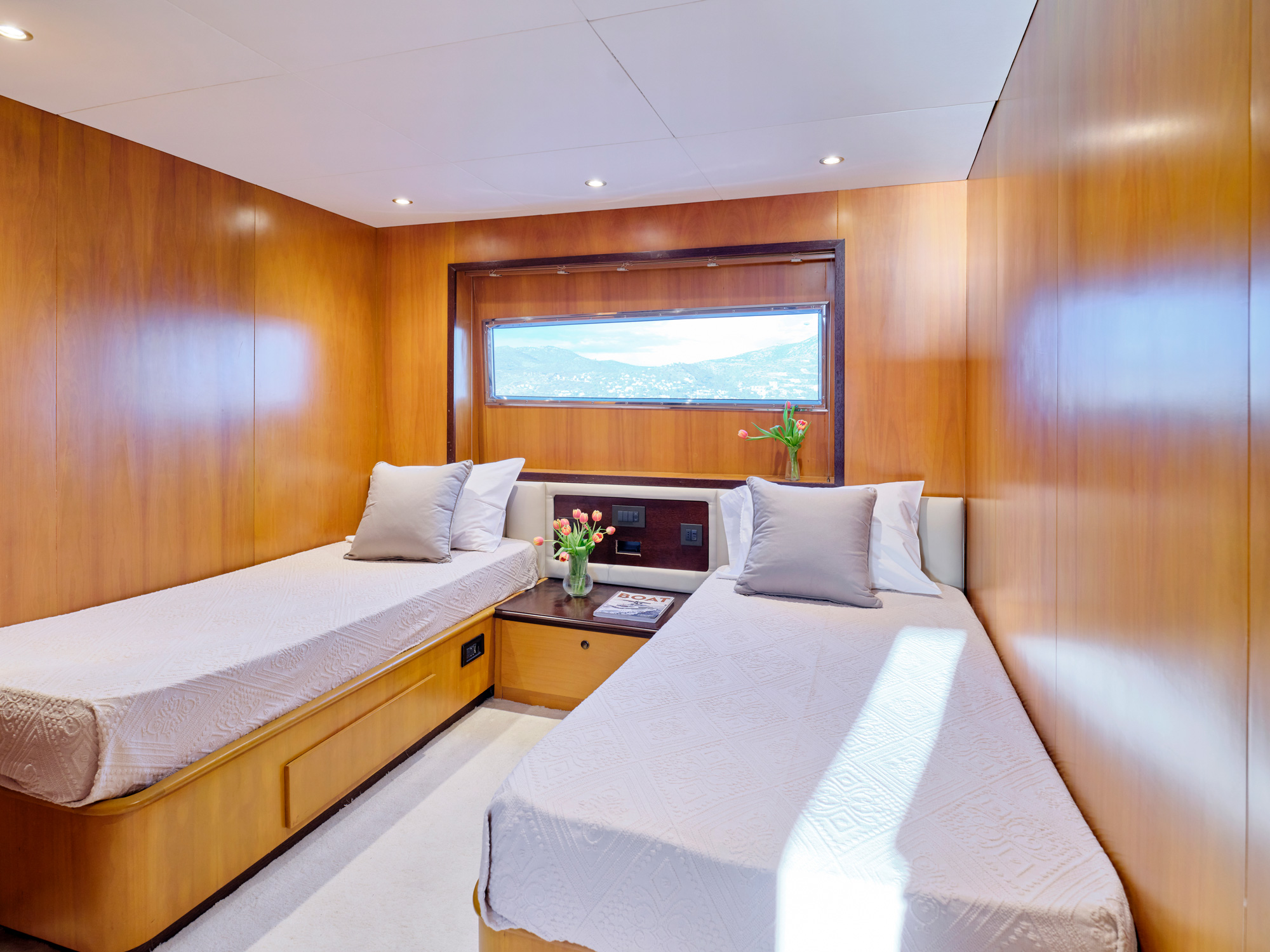 Yacht interior image