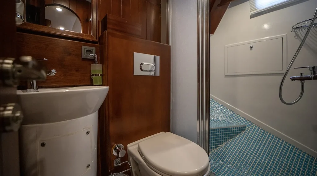 Yacht interior image