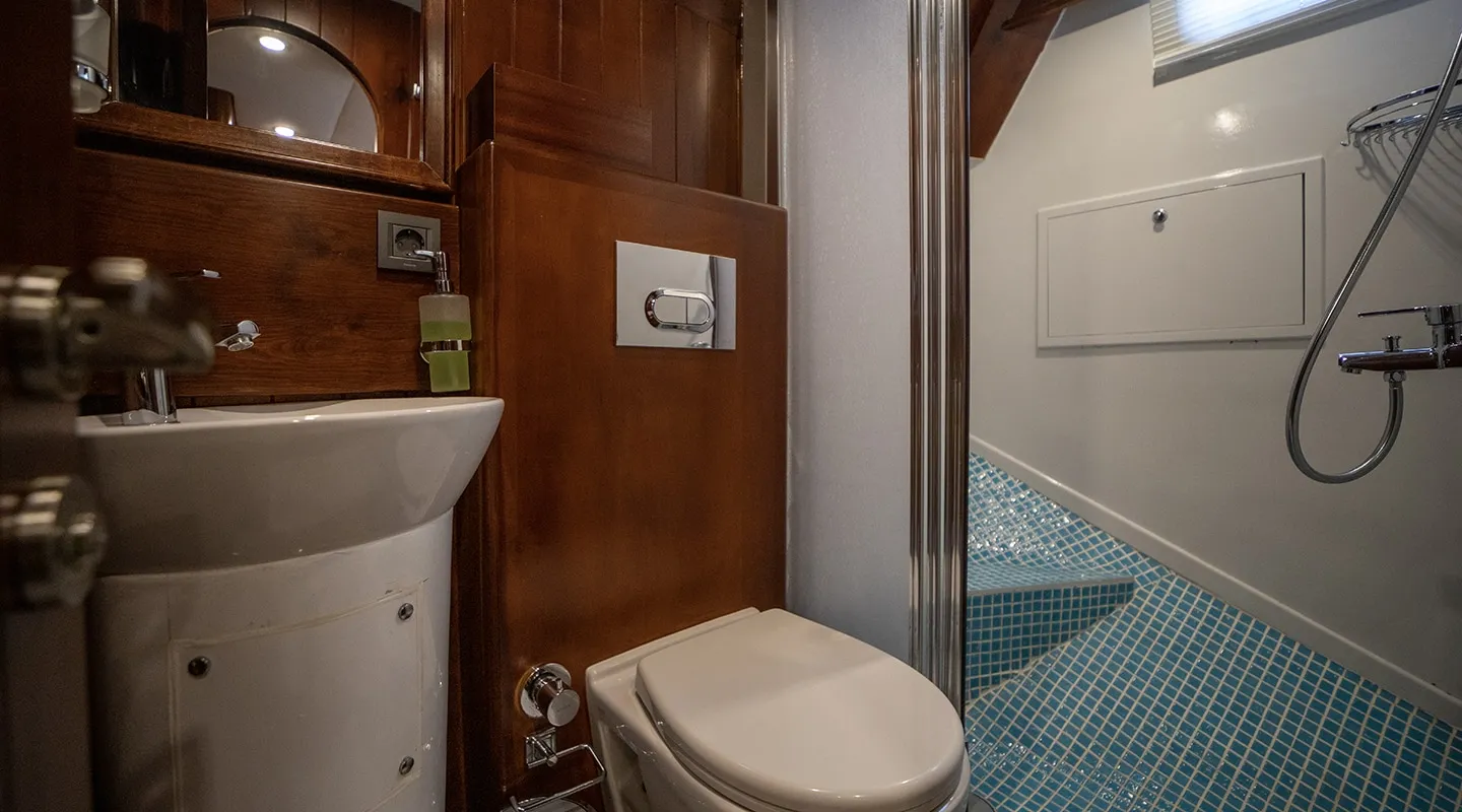 Yacht interior image