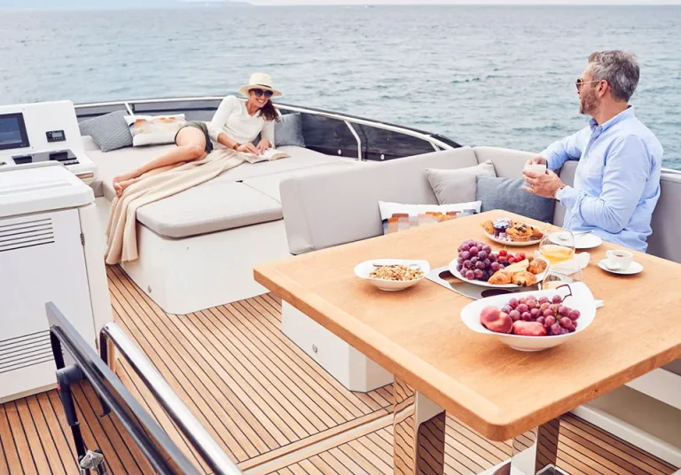 6 Unforgettable Experiences During Your Yacht Vacations