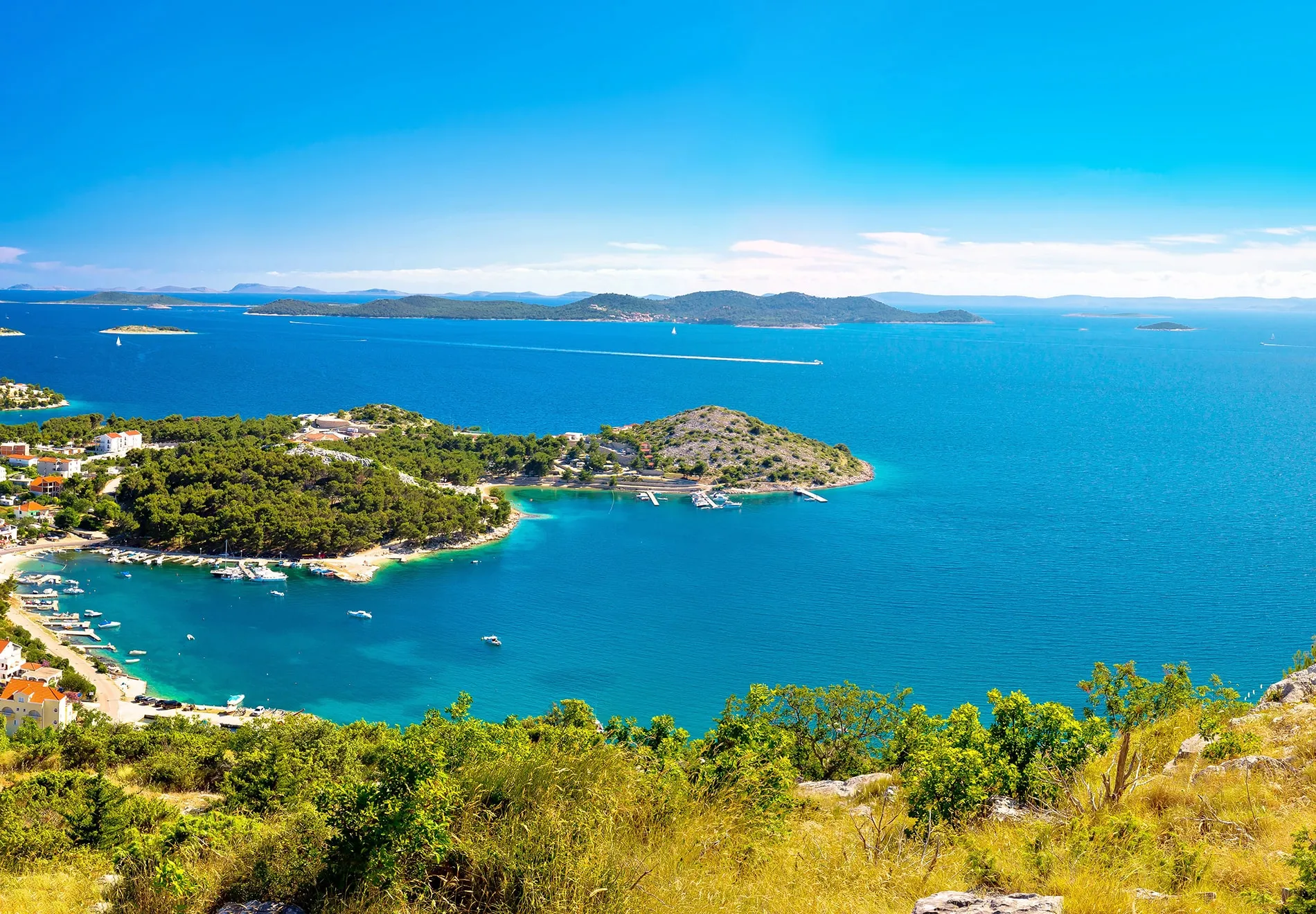 Choose from breathtaking destinations like the Greek Islands, Croatia, Turkey, Italy, Spain, France, the Maldives, or the Carib