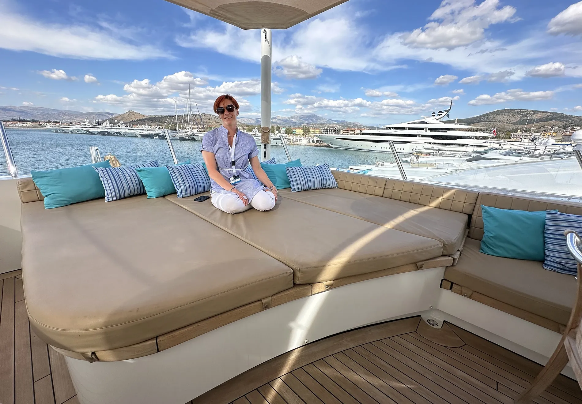 Do you assist agents in creating custom itineraries tailored to their clients' preferences