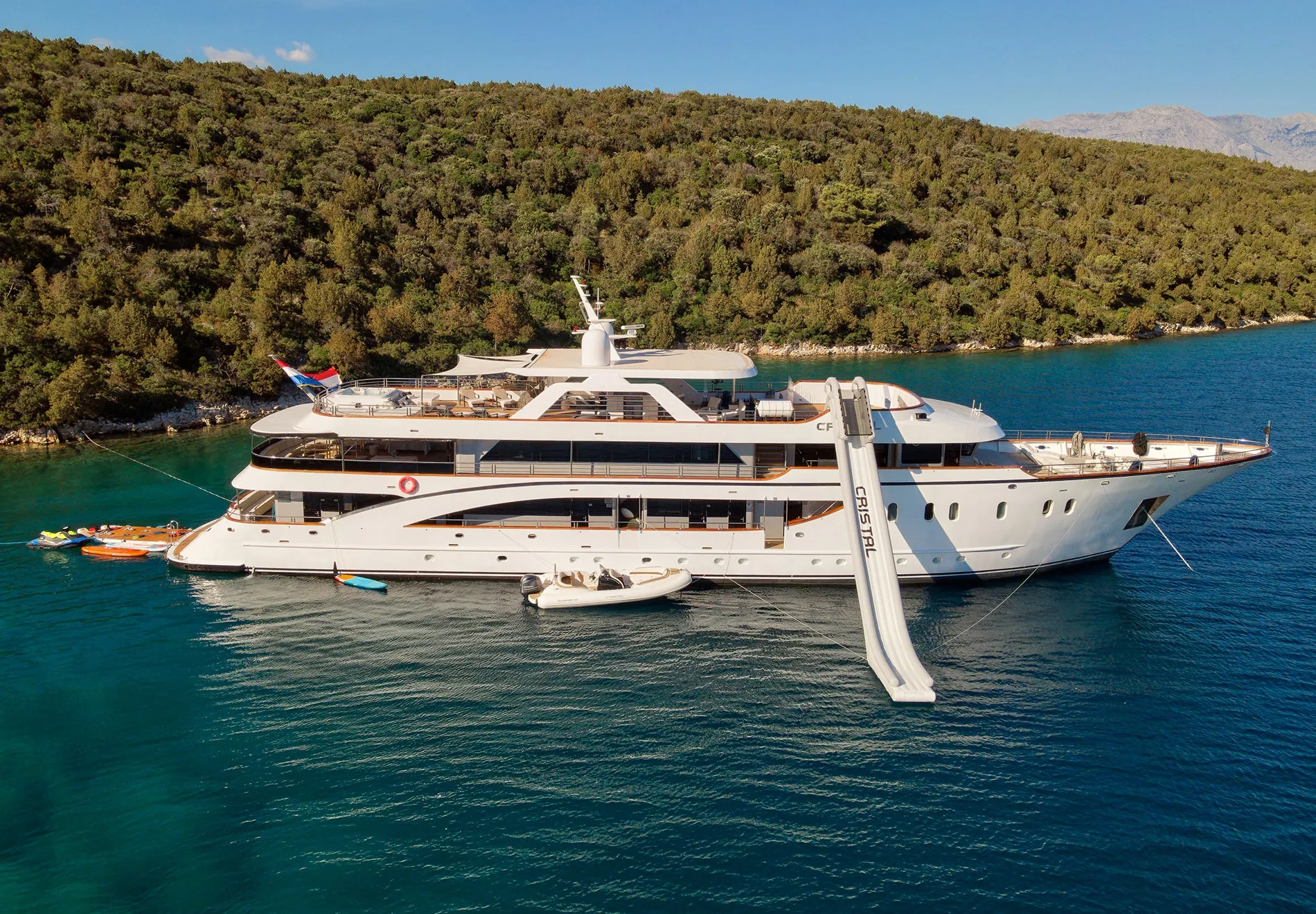 Our Recommended Yacht - Yacht Cristal