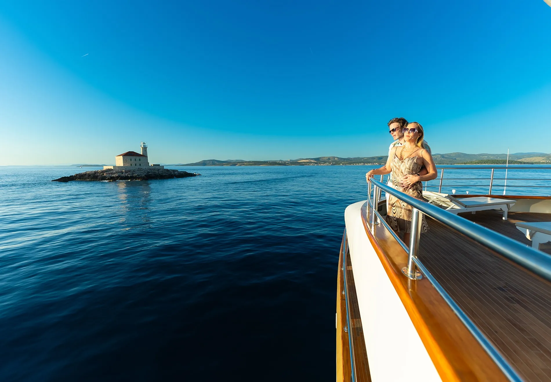 Timing is crucial when planning the perfect romantic yacht getaway. For Mediterranean destinations like Greece, T