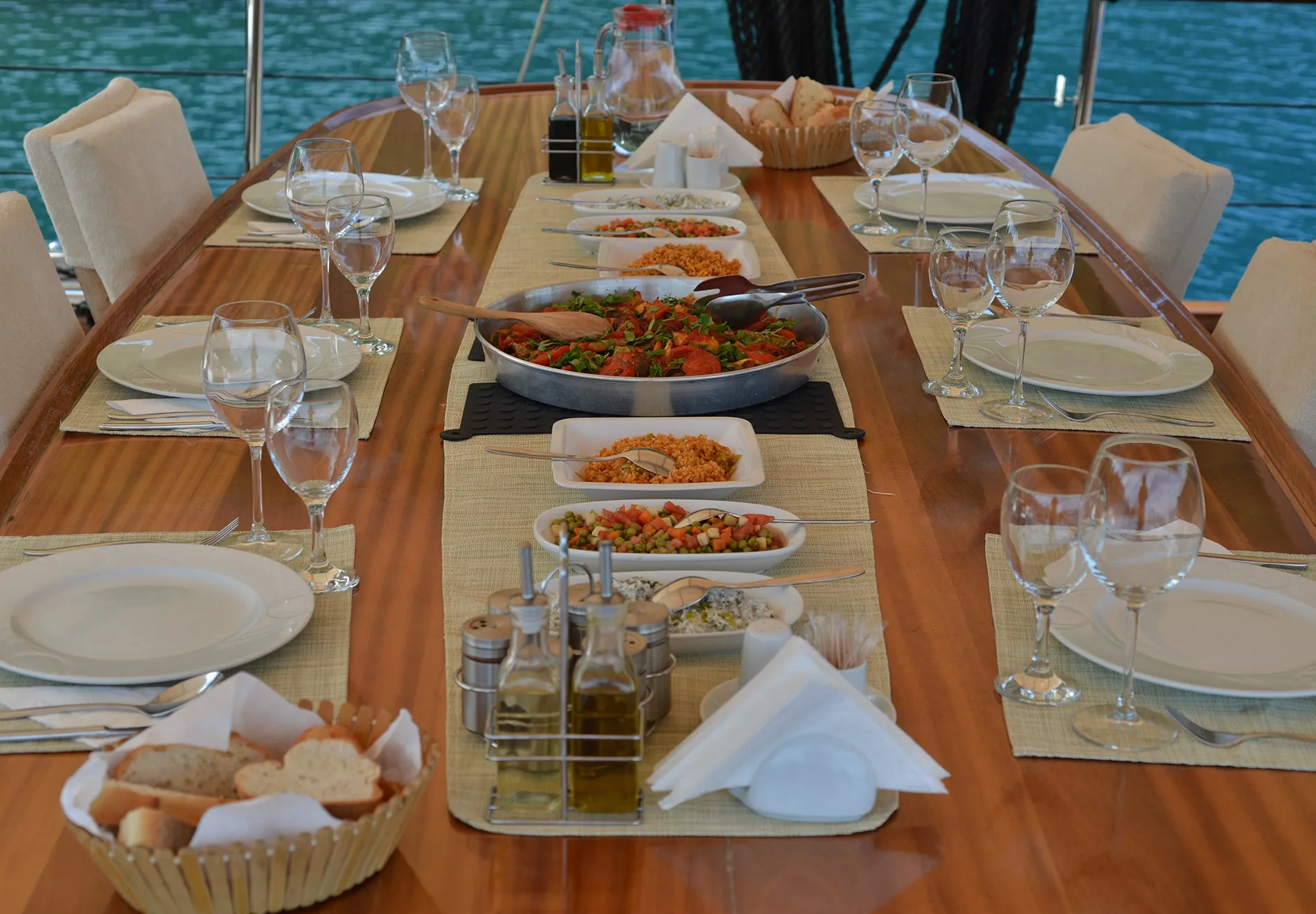 What are the best, must-try local Turkish dishes