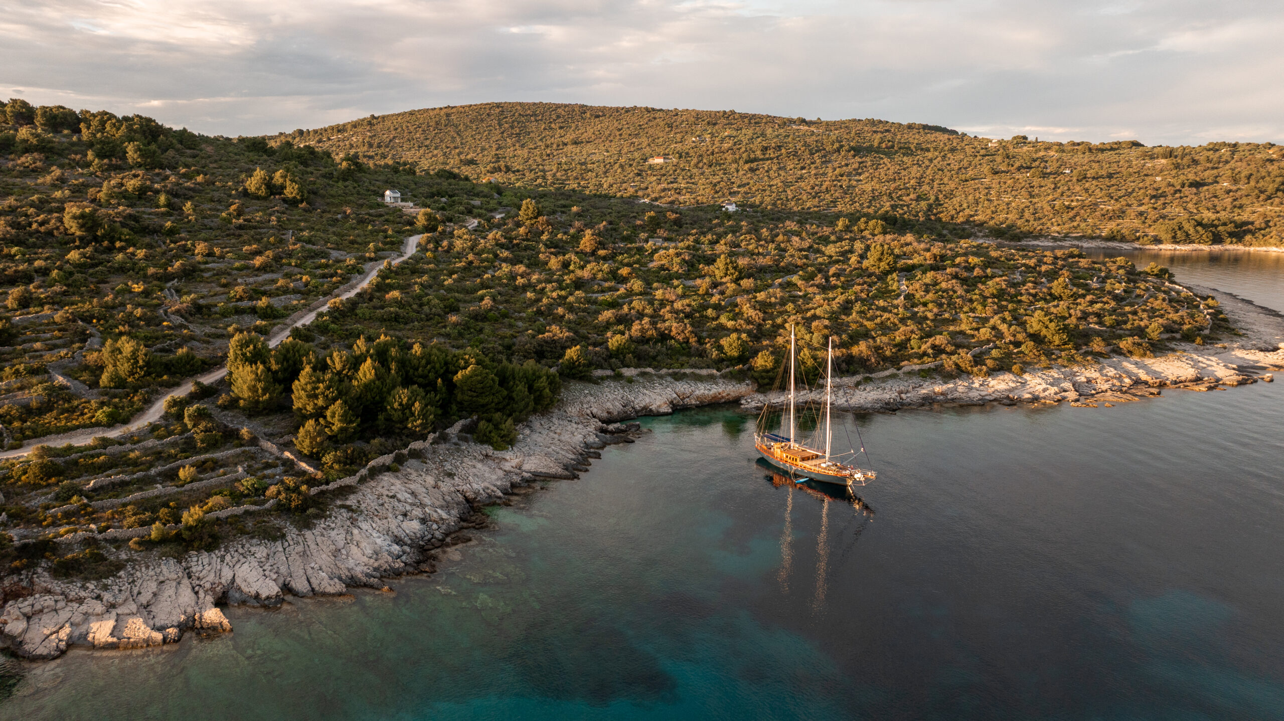 The Best Yachting Experiences for Couples