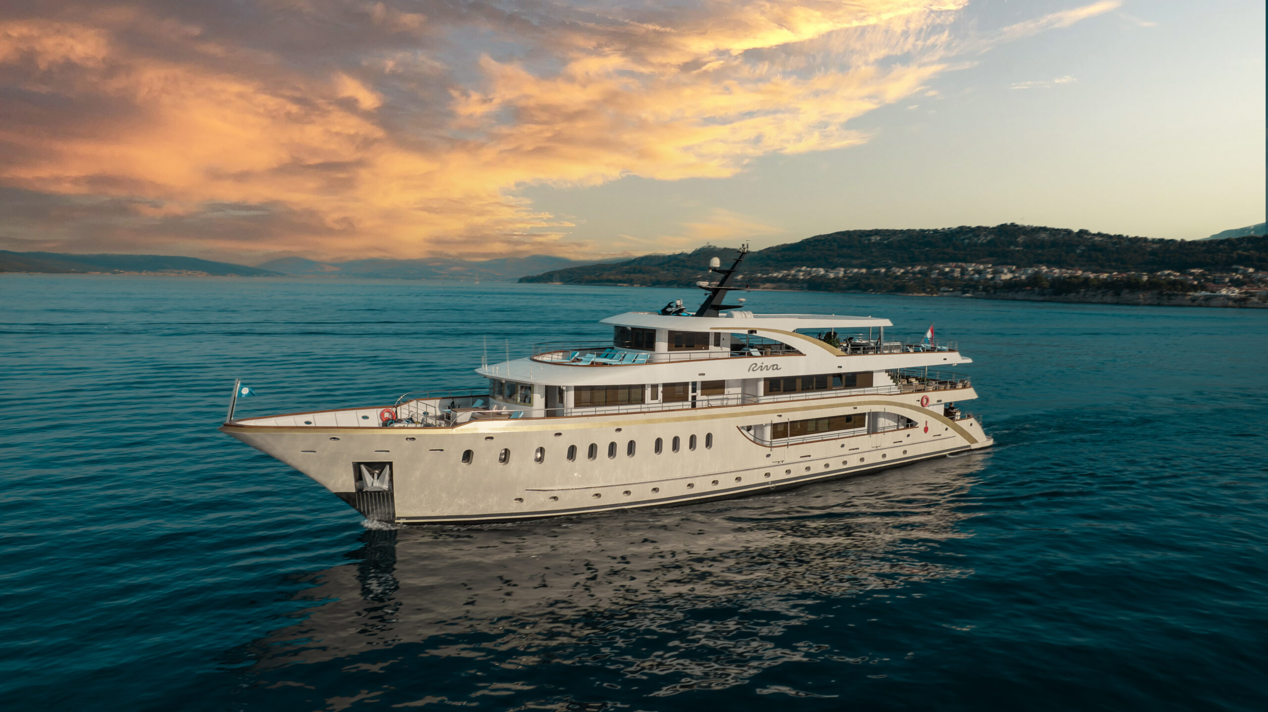 Riva - Private yacht charter in Croatia
